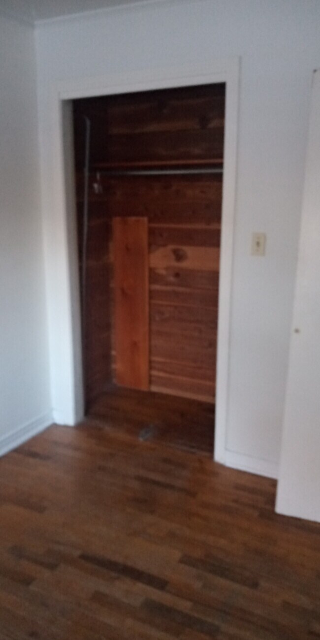 Foto del edificio - 468 Sunset Dr