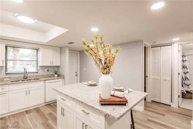 Foto del edificio - 28101 Pine Haven Way