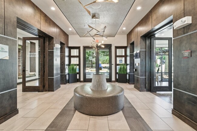 Entrance to Leasing Office at Park at Rialto Apartments, San Antonio - Park at Rialto Apartments