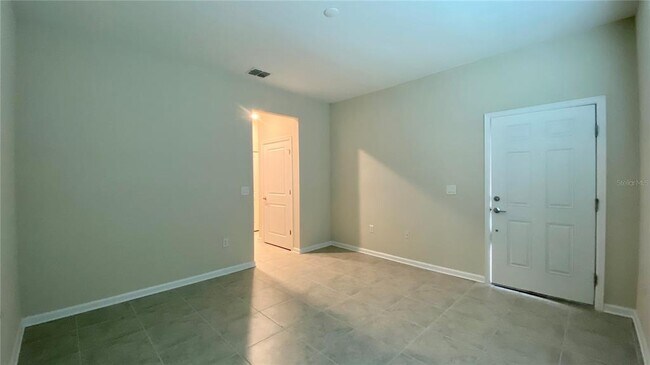 Building Photo - 4526 Tahoe Cir