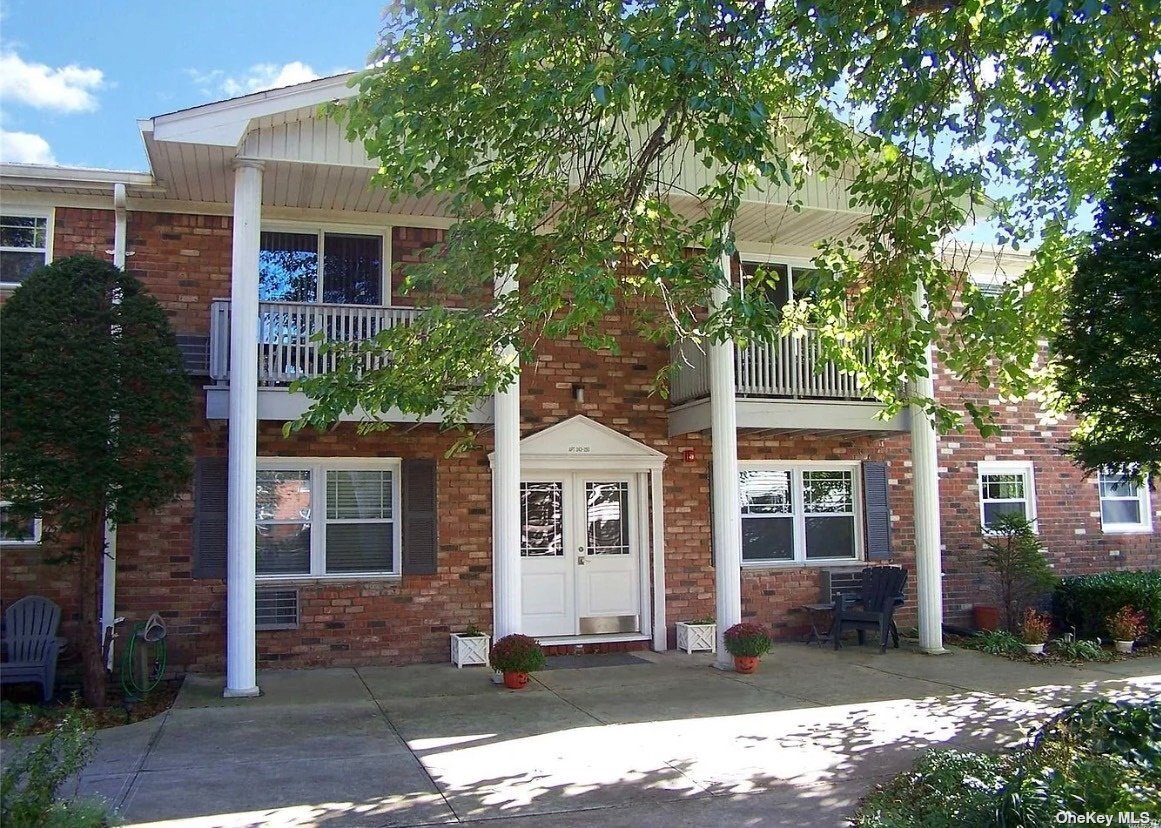 Primary Photo - 250 Fair Harbor Dr