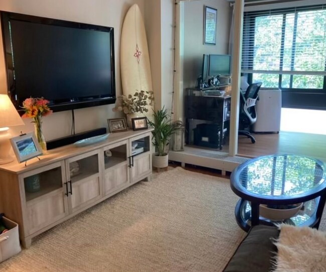 Foto del edificio - 18 Juniper St