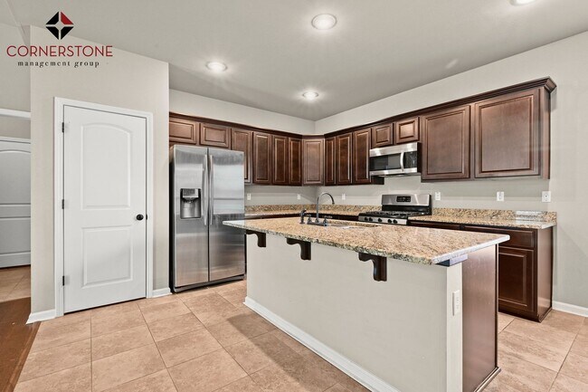 Foto del edificio - CALL US TO TOUR THIS LOVELY 3 BED, 2 BATH!