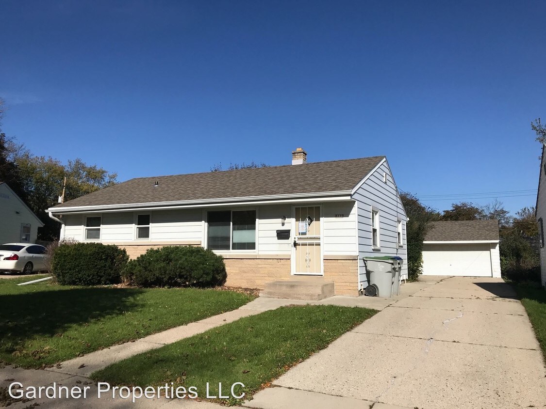 Primary Photo - 3 br, 1 bath House - 8110 W Colfax Court
