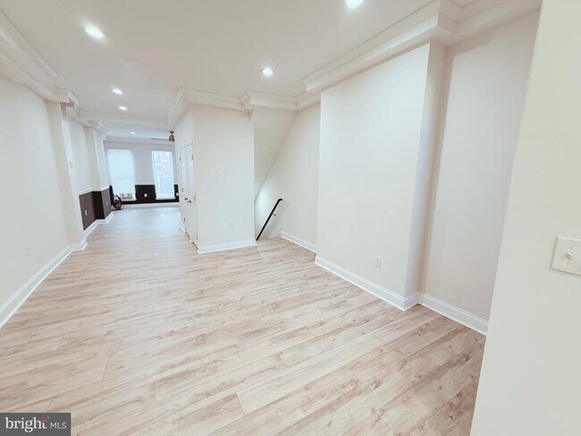 Foto del edificio - 714 Dolphin St