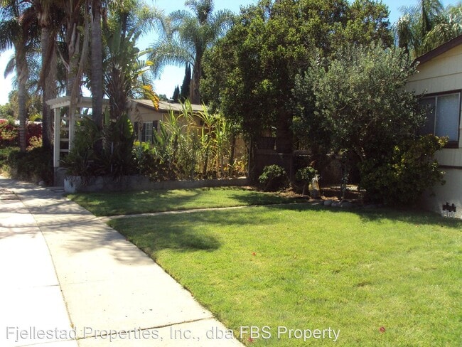 Building Photo - 4436-4438 Manitou Way