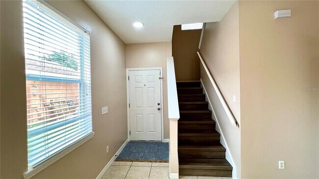 Building Photo - 875 Sandy Ridge Dr