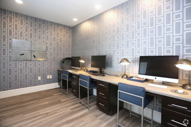 Building Photo - Crowne Gardens Apartments