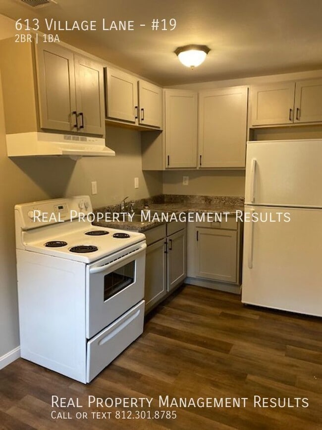 Foto del edificio - 613 Village Ln