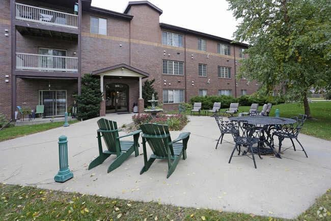 Building Photo - Updated Apartment Homes at Carmel Estates with In-Unit Laundry & Great Amenities