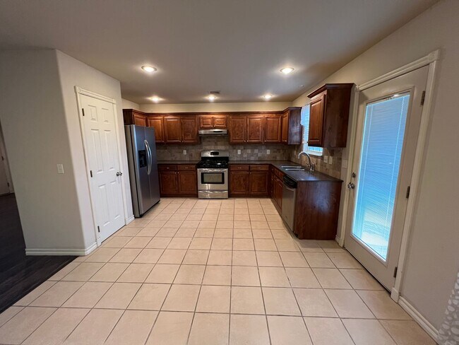 Foto del edificio - 3 Bedroom, 2 Bath Home on a Quiet Cul-de-Sac