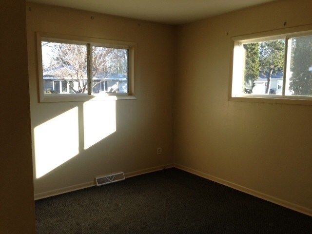 Bedroom 1 - 1507 Delonay Ave