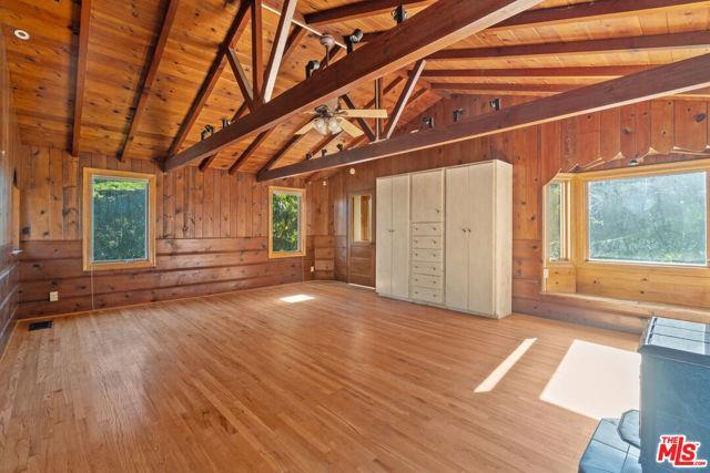 Primary Photo - 3705 Fredonia Dr