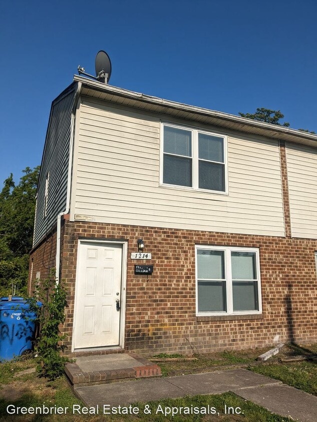 Primary Photo - 2 br, 1.5 bath House - 1214 Transylvania Ave.