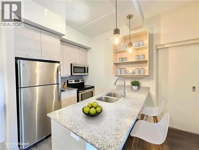 Photo du bâtiment - 318 Spruce St