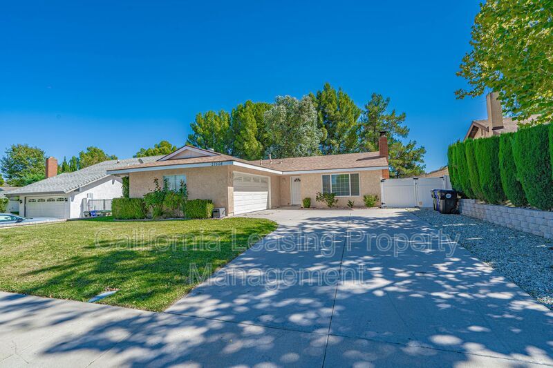 Foto principal - 27508 Elder View Dr