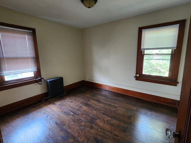 Primer dormitorio - 178 Ridgewood Rd