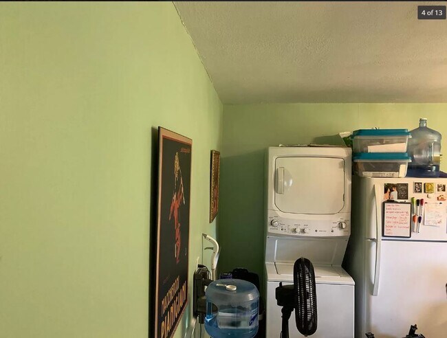 Foto del edificio - 301 Wygoda Cir