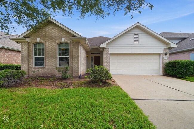 Foto del edificio - 1631 Crescent Shores Ln