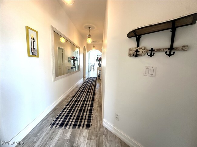 Foto del edificio - 2880 Cypress Trace Cir
