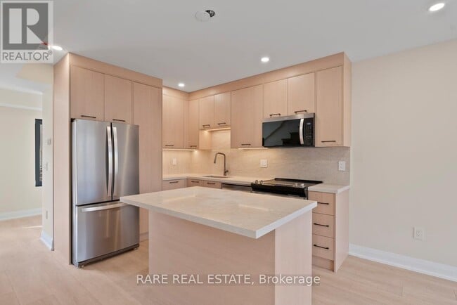 Building Photo - 191 Gledhill Ave