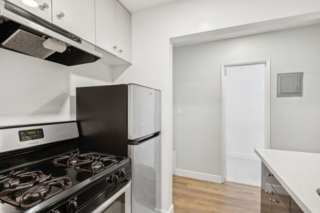 Foto del interior - 1944 Whitley Ave.