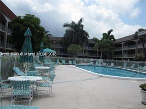 Foto del edificio - 541 Blue Heron Dr