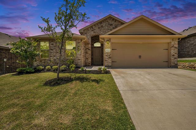 Building Photo - 9233 Herringbone Dr