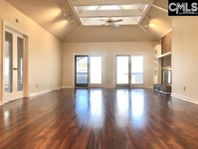Foto del edificio - 9 Fairway Ln