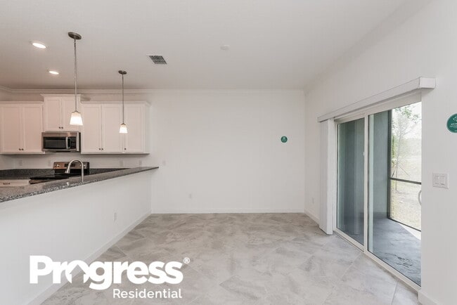 Building Photo - 3086 Bryant Park Dr