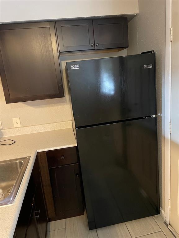 Foto del edificio - 300 Canion St