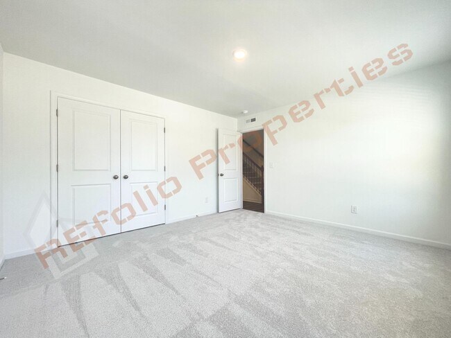 Foto del edificio - Brand New 3 Story 4 bedroom, 3.5 bathroom ...