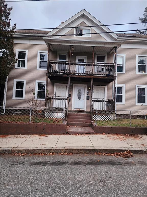 110 Willow St, Woonsocket, RI 02895 Room for Rent in Woonsocket, RI