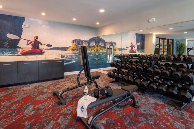 Foto del edificio - 13475 Rincon Dr