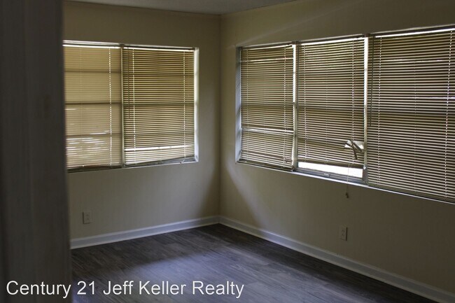 Building Photo - 3 br, 1.5 bath House - 3426 Knollcrest Road