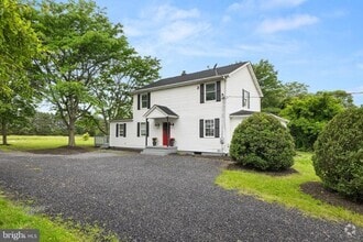 Building Photo - 1164 Fairfax Pike