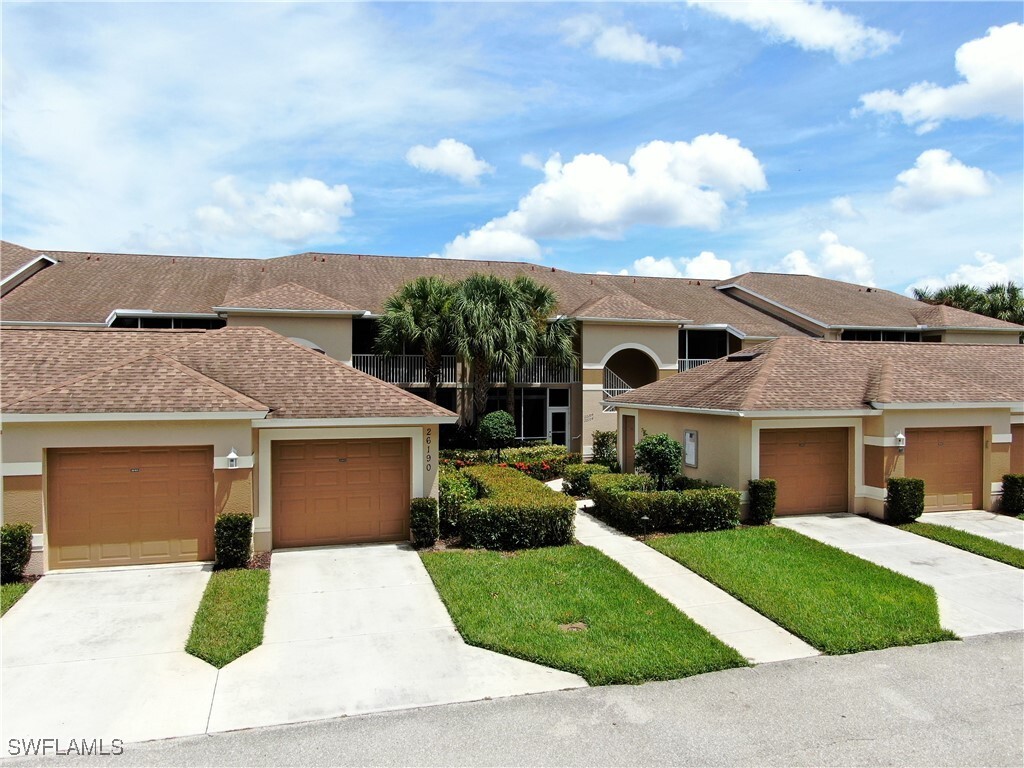 Foto principal - 26190 Clarkston Dr