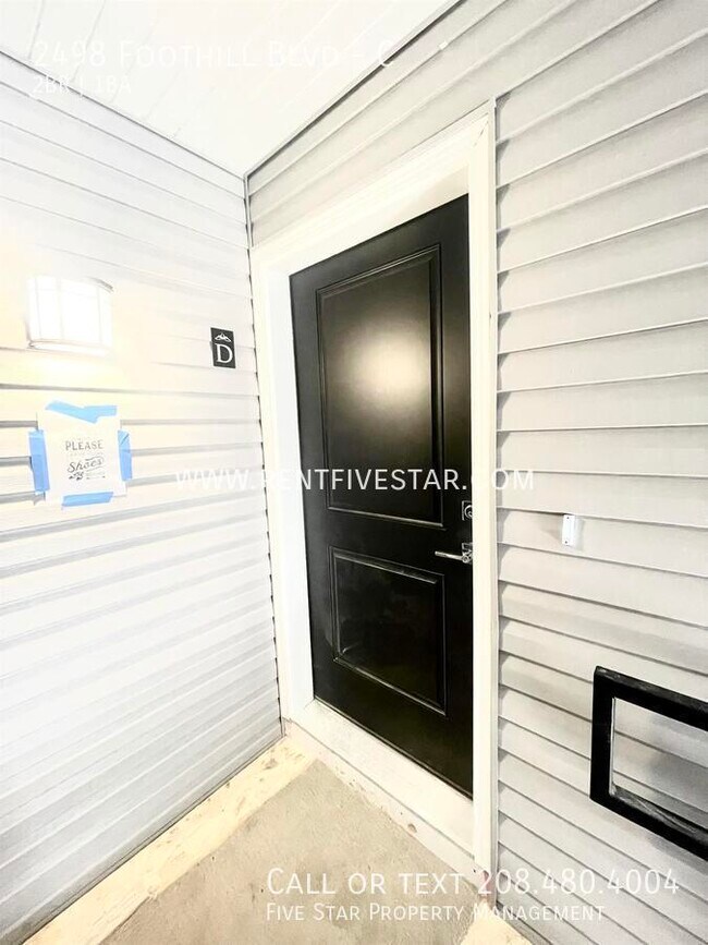 Building Photo - Reduced Rent Special! NEW 2023 CONSTRUCTIO...