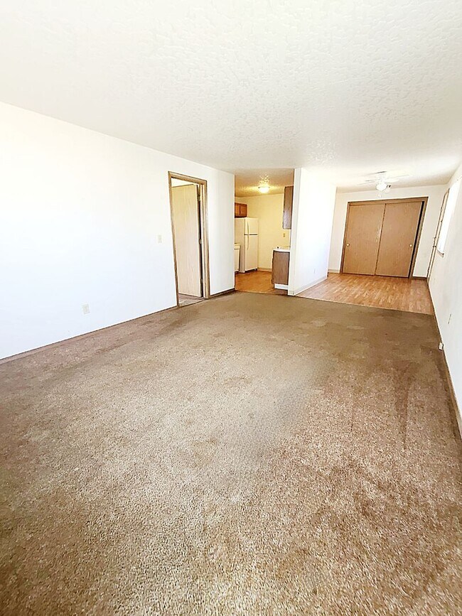 Foto del edificio - 3 bed 2 bath Single-Level townhome *Afford...