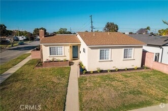 Building Photo - 6103 Bigelow St