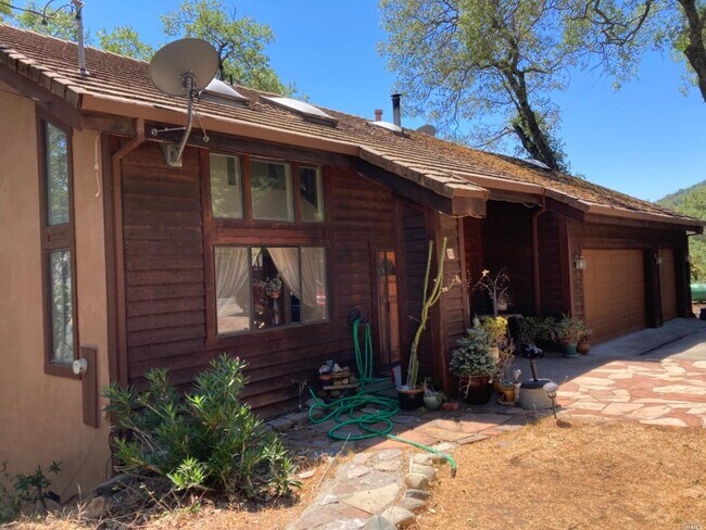 Building Photo - 58 Juniper Dr