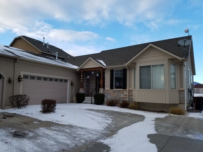 Frontal de la casa - 864 Michie Lane