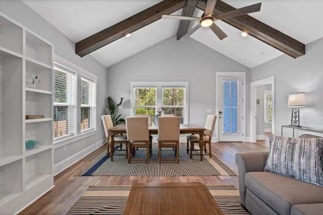 Foto del edificio - 1152 N County Hwy 393