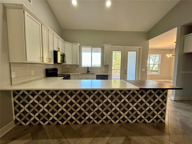 Foto del edificio - 1027 Campbell Ave