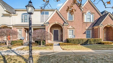 Building Photo - 45605 Graystone Ln