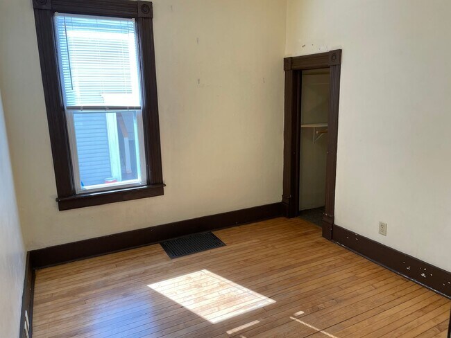 Foto del edificio - 749 Prospect Ave