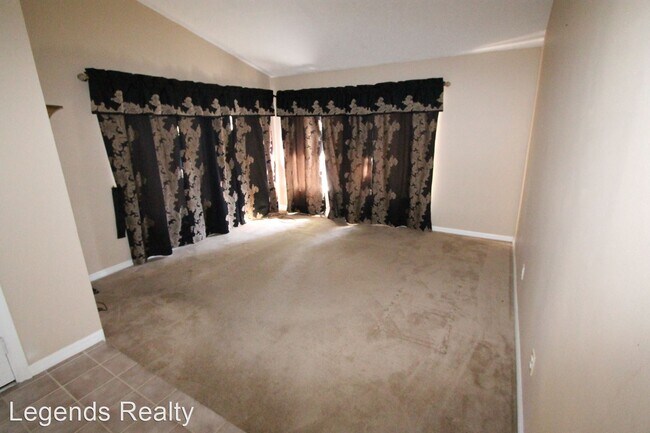 Foto del edificio - 3 br, 2 bath House - 1193 Irwin Court SEMI...