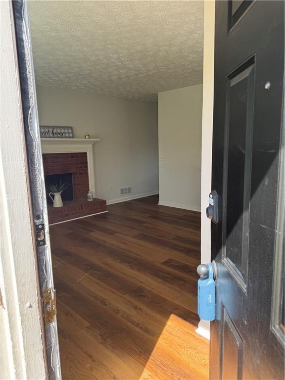 Foto del edificio - 3100 Duvall Pl