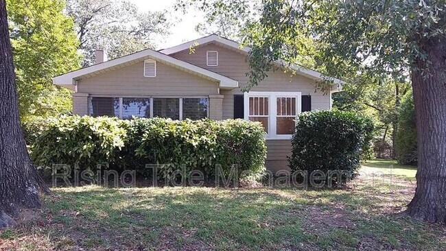 Foto del edificio - 123 Vines Ave