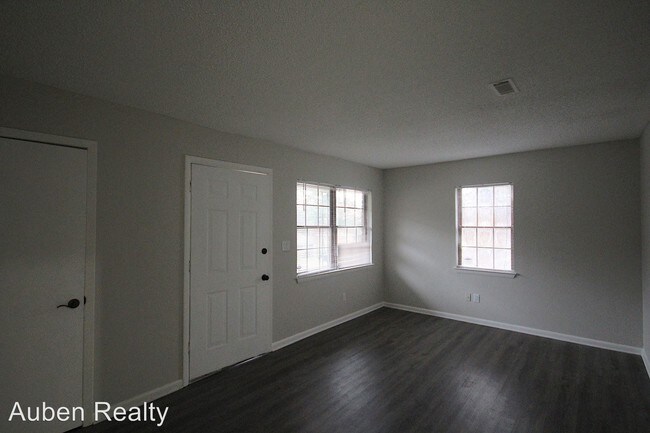 Building Photo - 2 br, 1 bath House - 7824 Basswood Drive